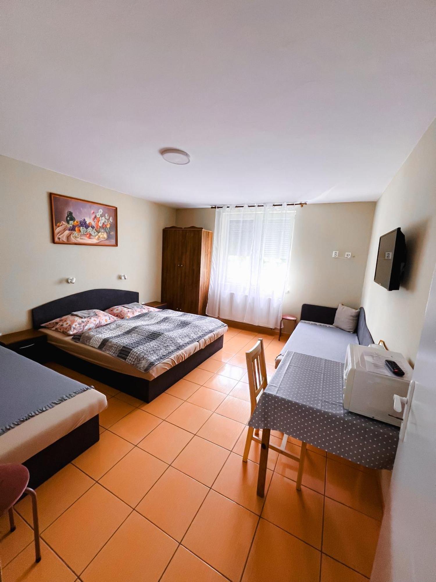 Apartman Taktik Вельки Медер Екстер'єр фото