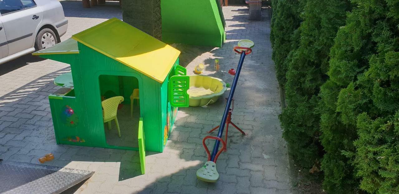 Apartman Taktik Вельки Медер Екстер'єр фото